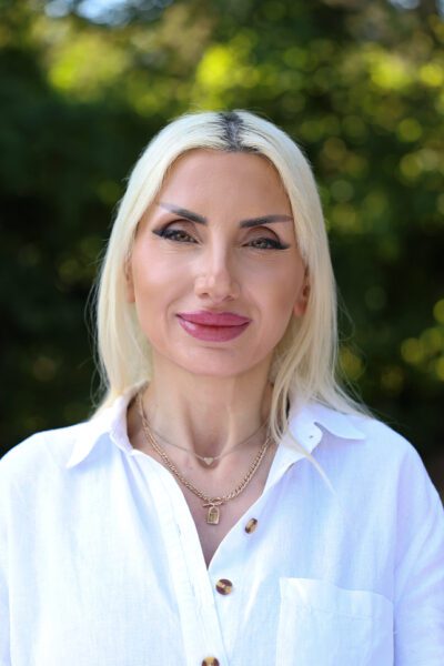 Tanya englischsprachige Kindergartenassistentin